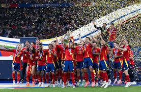 姆曾短暂加 姆曾短暂加